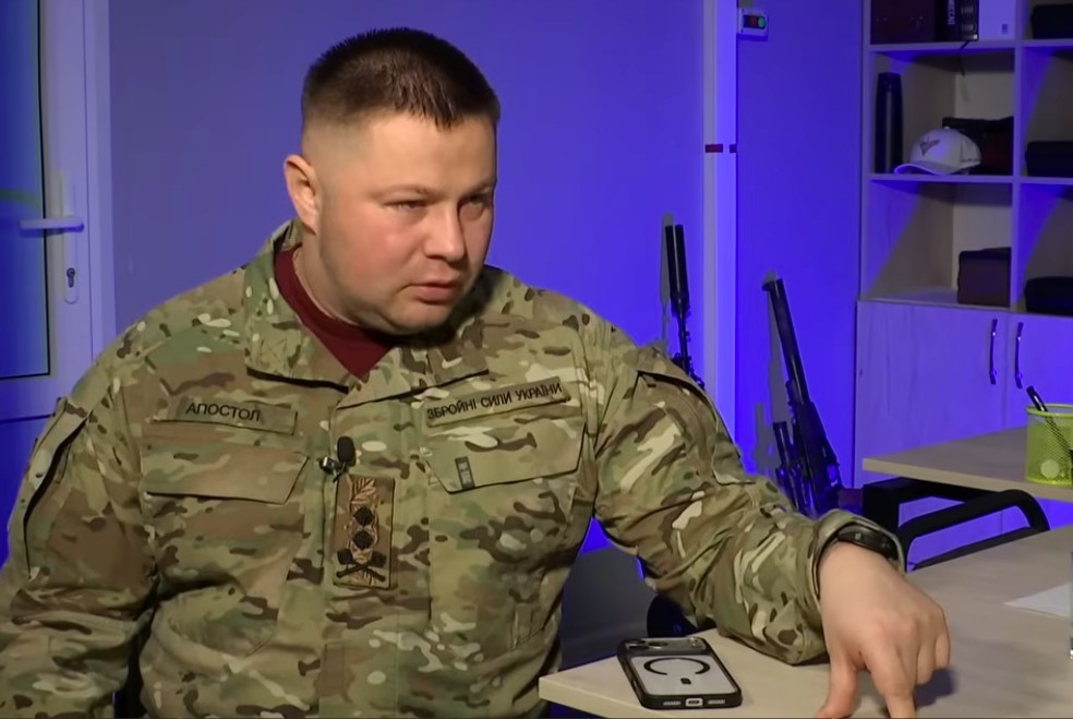 «Перемир'я не буде»: командувач ДШВ Олег Апостол закликав українців позбутися ілюзій щодо швидкого кінця війни «Перемир'я не буде»: командувач ДШВ Олег Апостол закликав українців позбутися ілюзій щодо швидкого кінця війни
